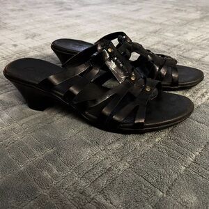 Clarks Patent Leather Slip On Sandals Shoes Womens Size 9 Black Slides